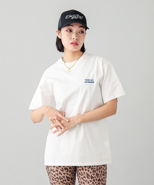 X-girl（エックスガール）の「CIRCLE BACKGROUND FACE LOGO S/S TEE（Tシャツ/カットソー・レディース・ブラック/ホワイト/ベージュ・S/M/L/XL）」の4枚目の写真