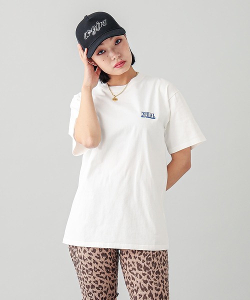 X-girl（エックスガール）の「CIRCLE BACKGROUND FACE LOGO S/S TEE（Tシャツ/カットソー・レディース・ブラック/ホワイト/ベージュ・S/M/L/XL）」の5枚目の写真