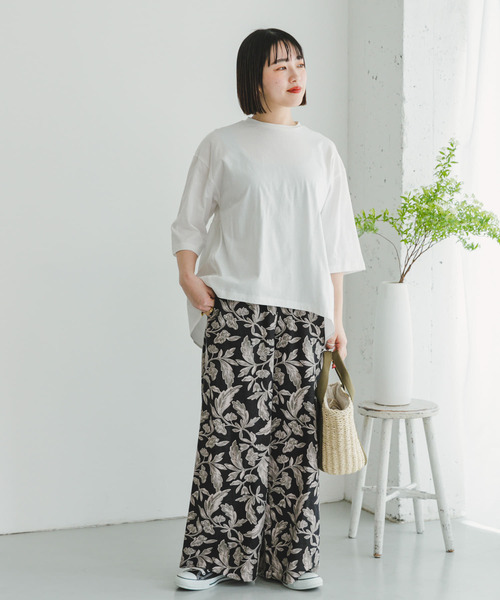 ITEMS URBANRESEARCH(アイテムズ アーバンリサーチ)の「バックギャザーTシャツ(Tシャツ/カットソー・レディース・チャコールグレー/オフホワイト/ライトベージュ/ブラック・FREE)」の10枚目の写真