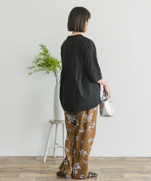 ITEMS URBANRESEARCH(アイテムズ アーバンリサーチ)の「バックギャザーTシャツ(Tシャツ/カットソー・レディース・チャコールグレー/オフホワイト/ライトベージュ/ブラック・FREE)」の15枚目の写真