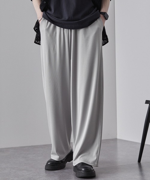 MONO-MART（モノマート）の「ランダムストライプワイドイージーパンツ（その他パンツ・メンズ・ダークネイビー/チャコール/バーガンディー/ダークブラウン/ライトグレー/ブラック・S/M/L）」の2枚目の写真