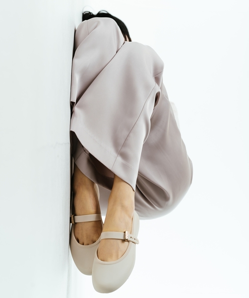 melissa（メリッサ）の「SOFT BALLERINA │ melissa（その他シューズ・レディース・ブラック/ベージュ・22.5cm/24cm/23.5cm/24.5cm/25.5cm）」の4枚目の写真