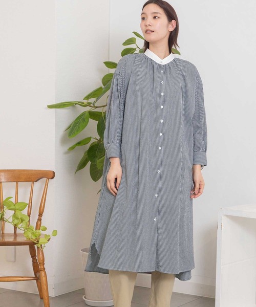 POU DOU DOU（プードゥドゥ）の「クレリックシャツワンピース（シャツワンピース・レディース・ブルー/ブラック/ベージュ・3）」の17枚目の写真