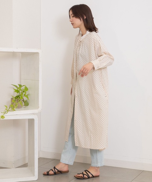 POU DOU DOU（プードゥドゥ）の「クレリックシャツワンピース（シャツワンピース・レディース・ブルー/ブラック/ベージュ・3）」の15枚目の写真