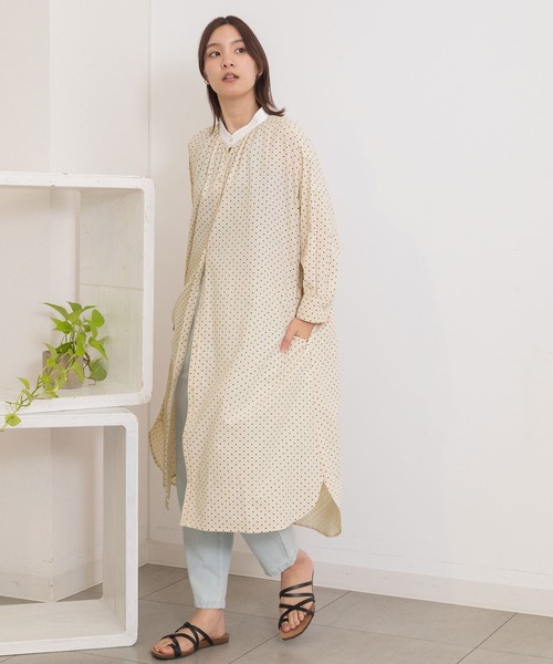 POU DOU DOU（プードゥドゥ）の「クレリックシャツワンピース（シャツワンピース・レディース・ブルー/ブラック/ベージュ・3）」の21枚目の写真