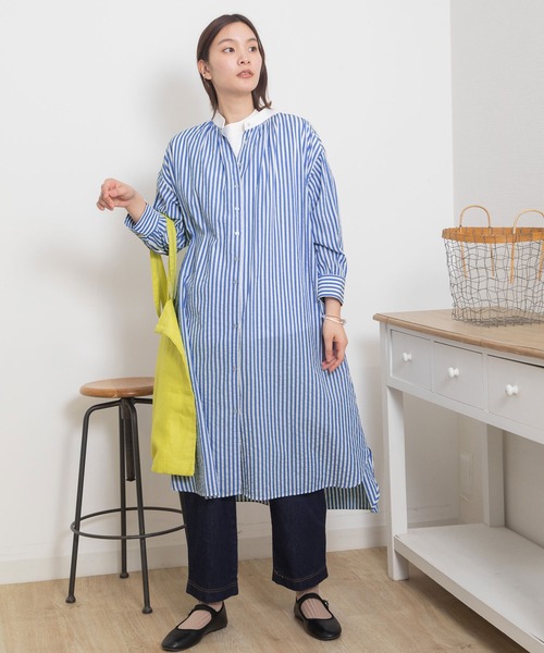 POU DOU DOU（プードゥドゥ）の「クレリックシャツワンピース（シャツワンピース・レディース・ブルー/ブラック/ベージュ・3）」の6枚目の写真