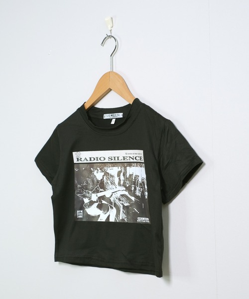shopnikoniko(ショップニコニコ)の「モノクロプリント クロップド丈 チビTシャツ(Tシャツ/カットソー・レディース・ブラック・フリー)」の15枚目の写真