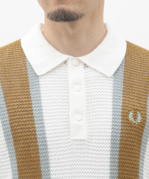 FRED PERRY(フレッドペリー)の「FRED PERRY (フレッド ペリー) OPEN KNIT SHIRT K7638(ポロシャツ・メンズ・ホワイト・MEDIUM/LARGE)」の6枚目の写真