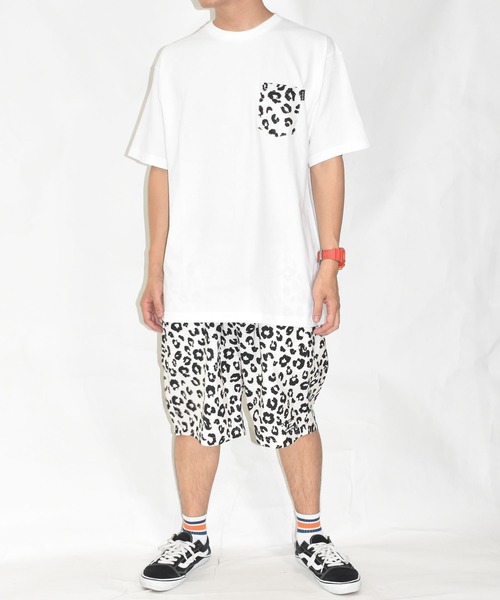 DOUBLE STEAL(ダブルスティール)の「柄ポケット Tシャツ(Tシャツ/カットソー・メンズ・ブラック系1/ブラック系3/ホワイト系4/ブラック系その他/ブラック系4/ホワイト系3/ホワイト系5/ホワイト系1・X-LARGE/LARGE)」の2枚目の写真