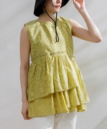 ティアードノースリーブブラウス