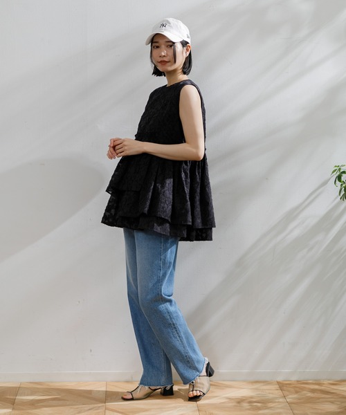 AMERICAN RAG CIE（アメリカンラグシー）の「ティアードノースリーブブラウス（シャツ/ブラウス・レディース・オフホワイト/ライム/ブラック・FREE）」の11枚目の写真