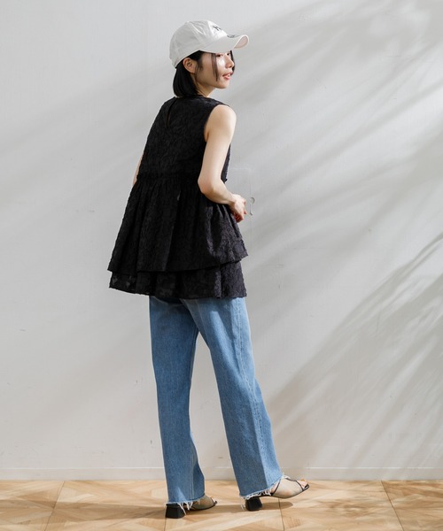 AMERICAN RAG CIE（アメリカンラグシー）の「ティアードノースリーブブラウス（シャツ/ブラウス・レディース・オフホワイト/ライム/ブラック・FREE）」の13枚目の写真