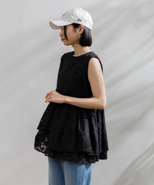 AMERICAN RAG CIE（アメリカンラグシー）の「ティアードノースリーブブラウス（シャツ/ブラウス・レディース・オフホワイト/ライム/ブラック・FREE）」の16枚目の写真