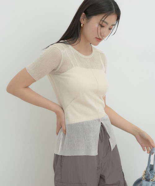 VIS（ビス）の「【洗える】裾スリットシアーニットプルオーバー（ニット/セーター・レディース・ブラック系その他/グリーン系その他/ホワイト系その他5・FREE）」の2枚目の写真