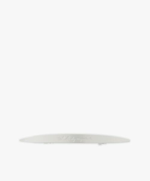 To b. by agnes b.（トゥービーバイアニエスベー）の「ロゴ バレッタ（ヘアゴム・レディース・シルバー系その他・FREE）」の5枚目の写真