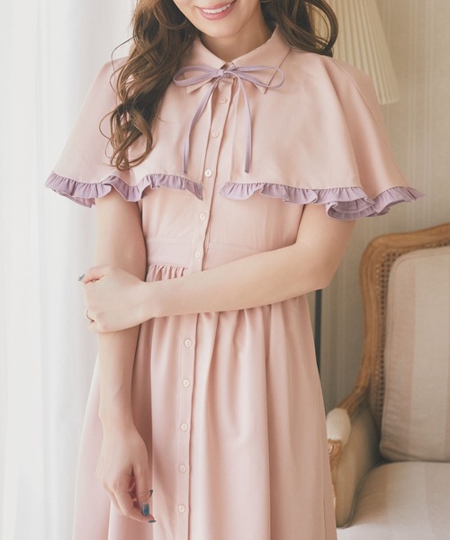 Areeam(アリーム)の「配色フリルケープワンピース(ワンピース・レディース・ライトブルー/ライトピンク・FREE)」の10枚目の写真