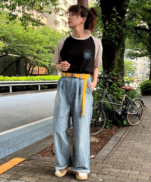 DOUBLE NAME（ダブルネーム）の「配色ﾗｸﾞﾗﾝBACK刺しゅうTEE（Tシャツ/カットソー・レディース・ネイビー/イエロー/ブラック・FREE）」の21枚目の写真