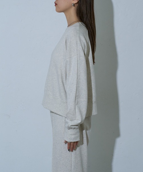 COLONY 2139（コロニートゥーワンスリーナイン）の「WEB・一部店舗限定 /クロップドビッグスウエット（スウェット・レディース・アイボリー/ブラック/チャコールグレー・FREE）」の8枚目の写真