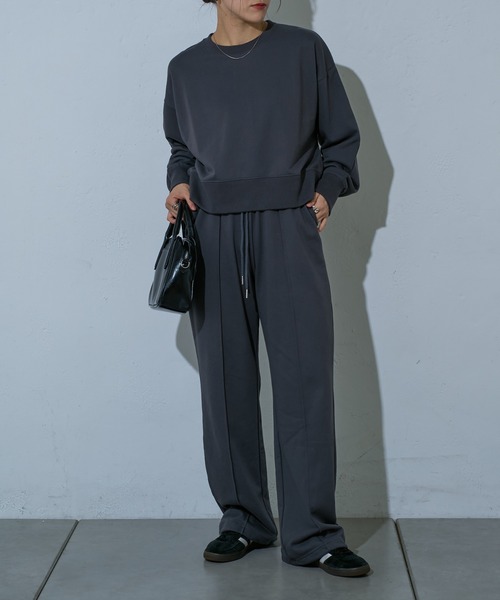 COLONY 2139（コロニートゥーワンスリーナイン）の「WEB・一部店舗限定 /クロップドビッグスウエット（スウェット・レディース・アイボリー/ブラック/チャコールグレー・FREE）」の17枚目の写真