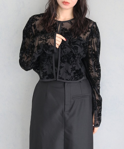 &g'aime（アンジェム）の「【&g’aime】フロッキープリント総柄シアーカーディガン　FLOWER FLOCKY PRINT SHEER CARDIGAN（カーディガン/ボレロ・レディース・ブラック・FREE）」の4枚目の写真