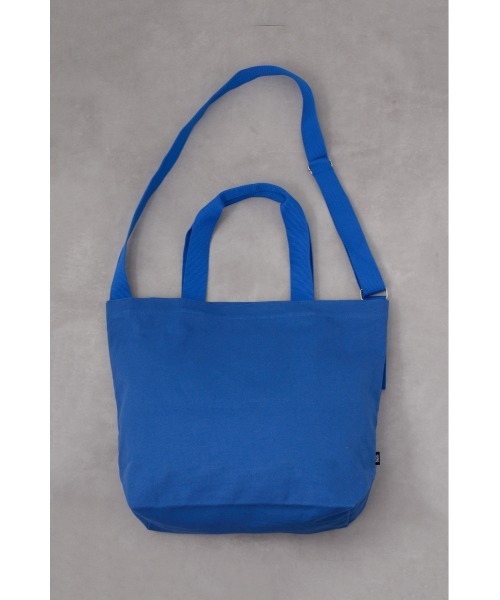 AZUL by moussy(アズールバイマウジー)の「2WAYカラーロゴトートバッグ(トートバッグ・メンズ・ブラック/オフホワイト/ブルー/マジェンタ/イエロー・FREE)」の20枚目の写真