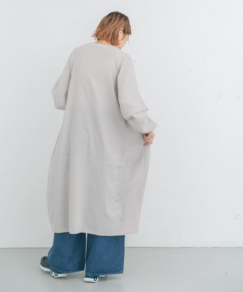 EKAL(エカル)の「ボリュームスリーブコクーンワンピース(ワンピース・レディース・グレー系その他/グレー・ONE)」の7枚目の写真