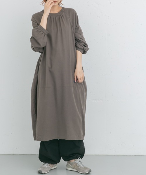 EKAL(エカル)の「ボリュームスリーブコクーンワンピース(ワンピース・レディース・グレー系その他/グレー・ONE)」の10枚目の写真