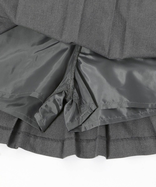 LOWRYS FARM（ローリーズファーム）の「ＴＲプリーツミニスカート 132289（スカート・レディース・チャコールグレー/ブラック/ベージュ・FREE）」の11枚目の写真