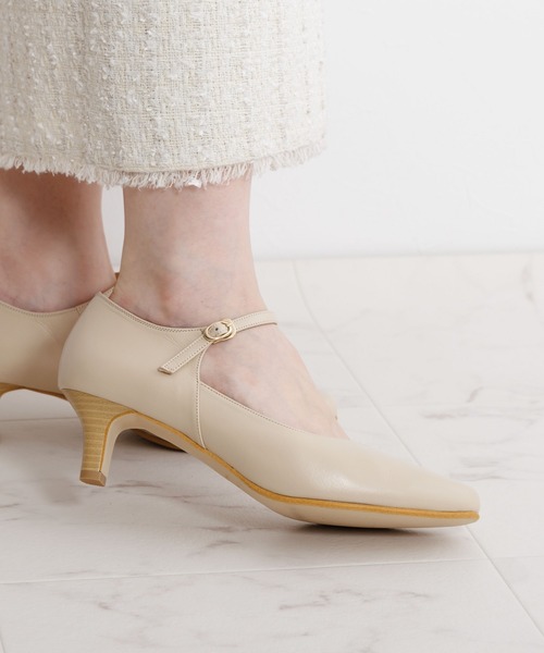 HIMIKO（ヒミコ）の「【Made in Japan】【卑弥呼】[撥水]5cmヒールストラップパンプス/605002（パンプス・レディース・ブラウン/ブラック/ネイビー/グレー/ベージュ/ライトブルー・22.5cm/23.0cm/23.5cm/24.0cm/24.5cm/25.0cm/21.5cm/22.0cm/25.5cm/26.0cm/26.5cm）」の18枚目の写真