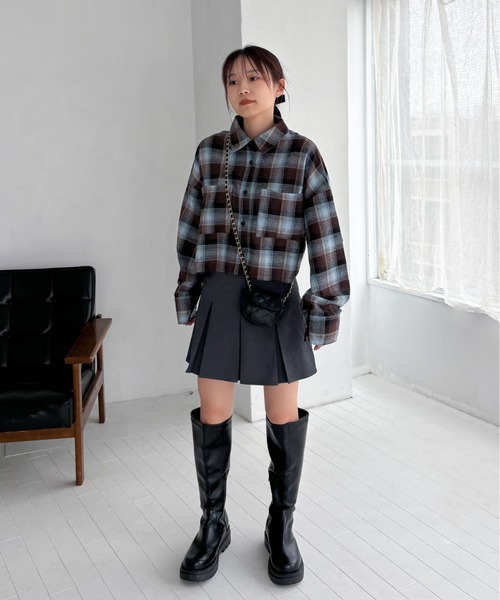 EPIMI E'PIMMY（エピミエピミー）の「ショート丈オンブレチェックシャツ（シャツ/ブラウス・レディース・アイボリー/ブラック/ブラウン・MEDIUM）」の6枚目の写真