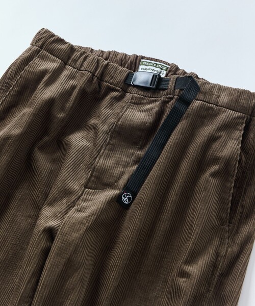 FREAK'S STORE（フリークスストア）の「限定展開 ワイドシルエット コーデュロイ クライミングパンツ（その他パンツ・メンズ・ブラウン/ベージュ/ブラック/オリーブ・LARGE/MEDIUM/SMALL）」の6枚目の写真