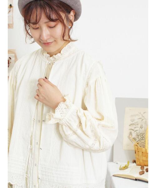 Samansa Mos2（サマンサ モスモス）の「裾スカラップレースベスト（ベスト・レディース・モカ/ネイビー/チャコールグレー/オフホワイト・F）」の8枚目の写真