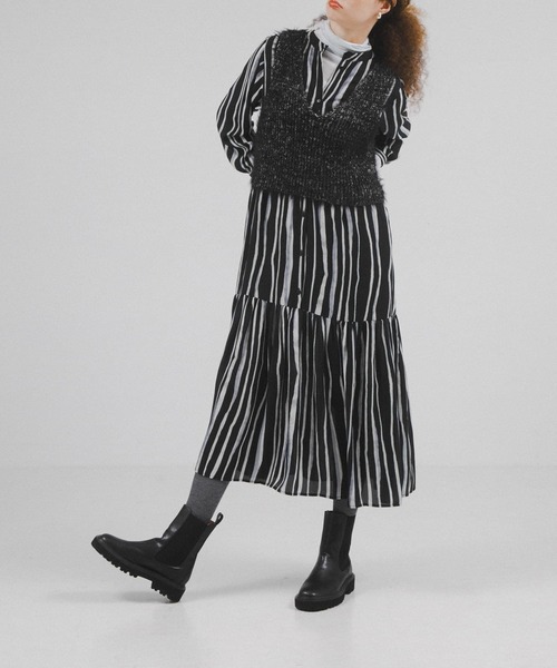 URBAN RESEARCH（アーバンリサーチ）の「ラメミックスシャギーニットベスト（ベスト・レディース・ライトグレー/ブラック・FREE）」の13枚目の写真