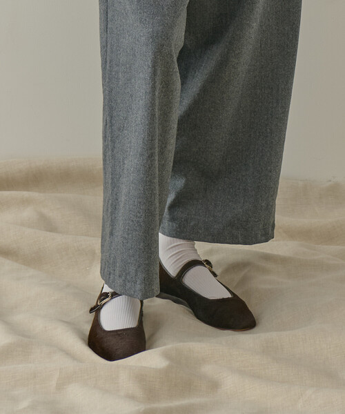 Bshop(ビショップ)の「LE MONDE BERYL | CLASSIC MARY JANE WOMEN(その他シューズ・レディース・ブラウン・38/37/36)」の5枚目の写真