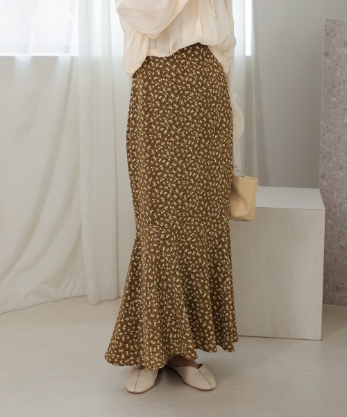 Bab(バブ)の「ナローフレアースカート(スカート・レディース・ブラック/A/イエロー/B・M/S)」の4枚目の写真