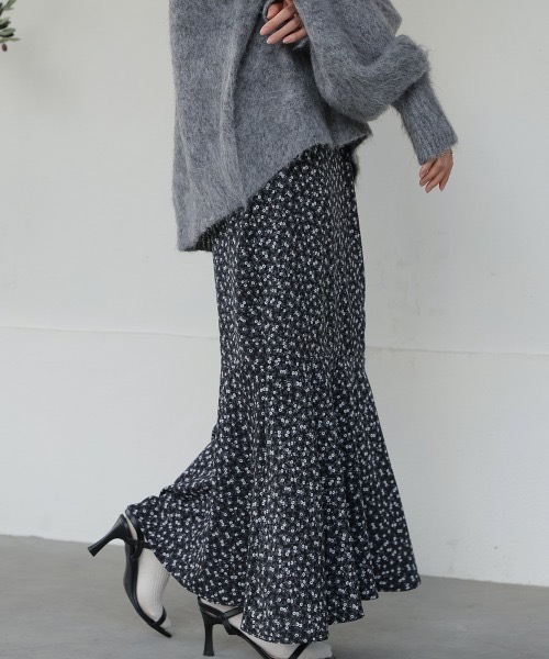 Bab(バブ)の「ナローフレアースカート(スカート・レディース・ブラック/A/イエロー/B・M/S)」の8枚目の写真