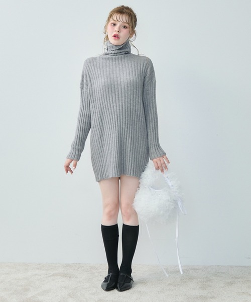 TITTY&CO.（ティティーアンドコー）の「ハイネックリブニットミニワンピース（ワンピース・レディース・グレー/アイボリー/ブラック/ブラウン・FREE）」の16枚目の写真