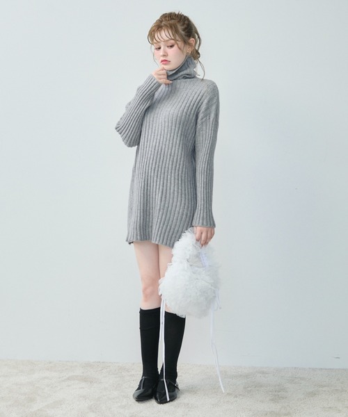 TITTY&CO.（ティティーアンドコー）の「ハイネックリブニットミニワンピース（ワンピース・レディース・グレー/アイボリー/ブラック/ブラウン・FREE）」の18枚目の写真