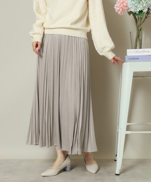 ITS'DEMO（イッツデモ）の「◆【ウエストゴム／手洗い可】フェイクスエードプリーツスカート（スカート・レディース・ナチュラル/ブルー/ライトグレー/ダークブラウン/マスタード/ピンク/ライトベージュ・00）」の4枚目の写真