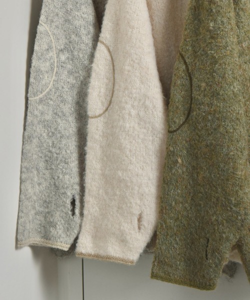 lawgy(ラウジー)の「mix fluffy front rib point knit / ミックスフラッフィーフロントリブポイントニット(カーディガン/ボレロ・レディース・グレー/グリーン/ホワイト・FREE)」の10枚目の写真