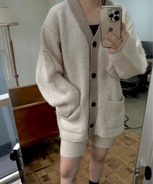 lawgy(ラウジー)の「mix fluffy front rib point knit / ミックスフラッフィーフロントリブポイントニット(カーディガン/ボレロ・レディース・グレー/グリーン/ホワイト・FREE)」の5枚目の写真