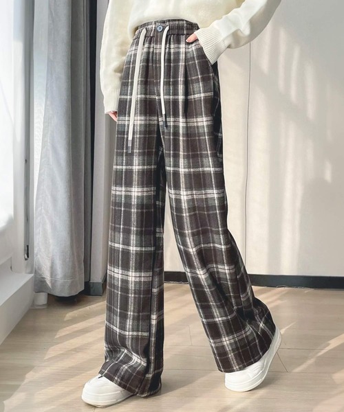 Amulet(アミュレット)の「チェック柄ワイドパンツ(その他パンツ・レディース・ブラウン/ブラック・L/M)」の2枚目の写真