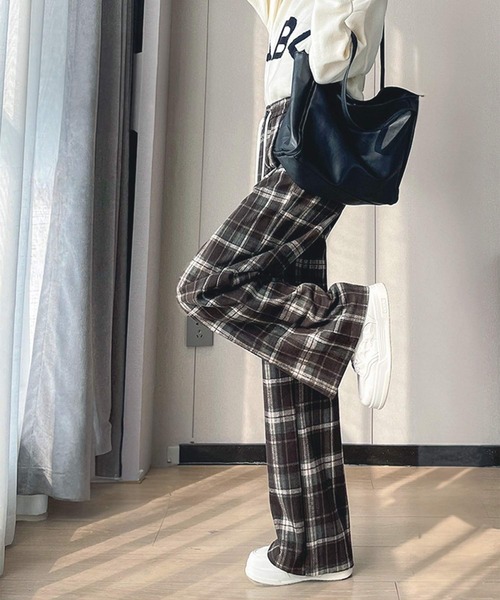 Amulet(アミュレット)の「チェック柄ワイドパンツ(その他パンツ・レディース・ブラウン/ブラック・L/M)」の5枚目の写真