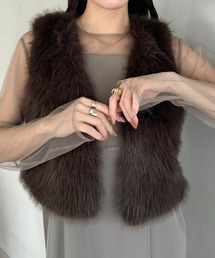 Outfitter lab（アウトフィッターラボ）の「コンパクトファーベスト（ベスト）」