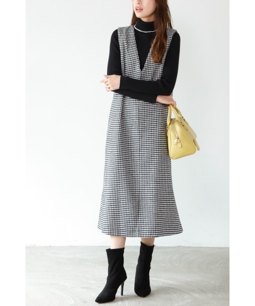 M.deux（エムドゥ）の「［千鳥柄ジャンスカ］（ジャンパースカート・レディース・ブラック/グレー・MEDIUM）」の2枚目の写真