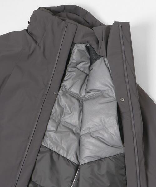 DESCENTE ALLTERRAIN HYBRID INSULATED COAT（ダウンジャケット/コート