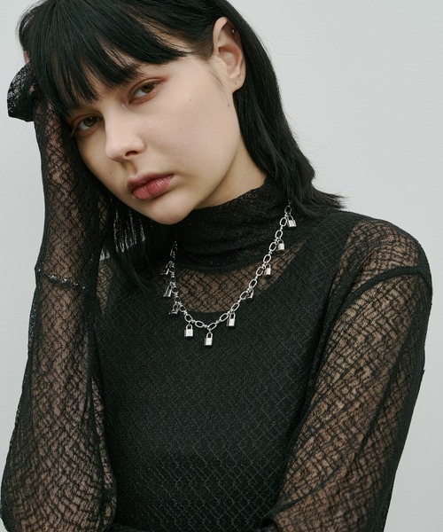 AIVER（アイバー）の「AIVER　レースハイネックFSプルオーバー（Tシャツ/カットソー・レディース・レッド/シルバーグレー/ブルー/ブラック・LARGE/MEDIUM/SMALL）」の8枚目の写真