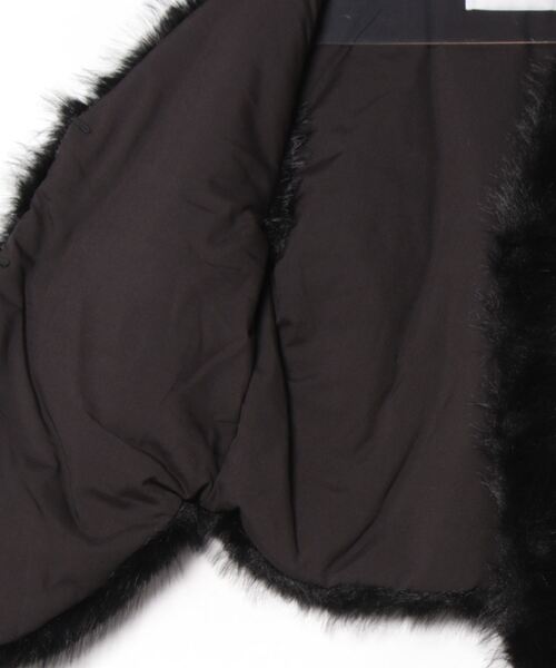 VitaFelice（ヴィータフェリーチェ）の「ショート丈　ファーベスト（ベスト・レディース・ブラック/ベージュ系その他/ライトグレー・FREE）」の18枚目の写真