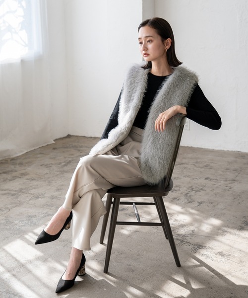 VitaFelice（ヴィータフェリーチェ）の「ショート丈　ファーベスト（ベスト・レディース・ブラック/ベージュ系その他/ライトグレー・FREE）」の20枚目の写真