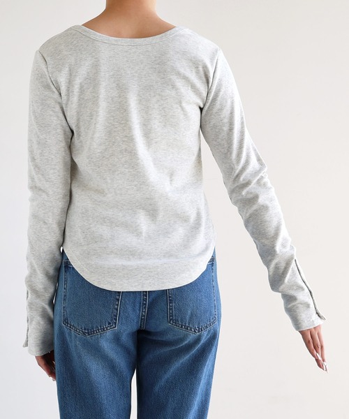 andme(アンドミー)の「【新色追加】テレコリブ2way袖ボタントップス(Tシャツ/カットソー・レディース・キナリ/オートミール/チャコールグレー/ブラック/ブラウン・FREE)」の22枚目の写真